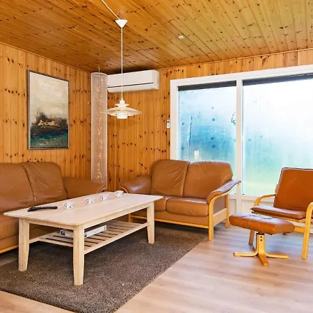 Holiday home Xxxiv *