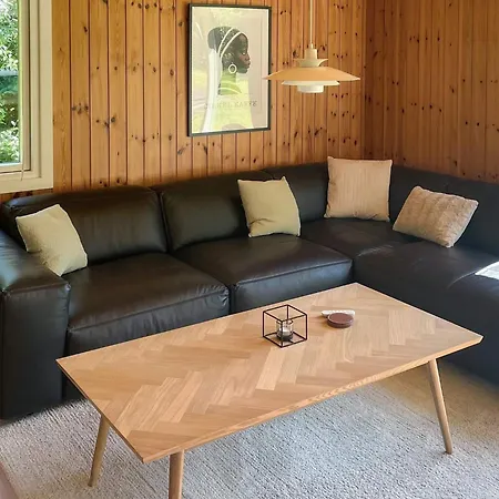 Spacious Lakeside Retreat Σπίτι διακοπών Ansager